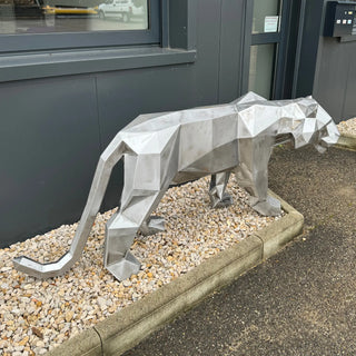 Grand tigre en métal – Sculpture style origami low poly
