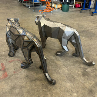 Grand tigre en métal – Sculpture style origami low poly