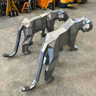 Grand tigre en métal – Sculpture style origami low poly