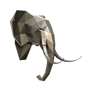 Tête d'éléphant en acier, sculpture murale d'une tête d'éléphant en métal fabriquée par Cyril Maire
